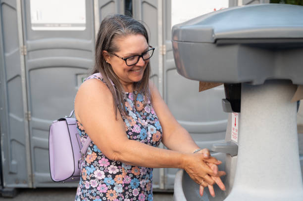 Best Affordable portable toilet rental  in Boulevard Gardens, FL