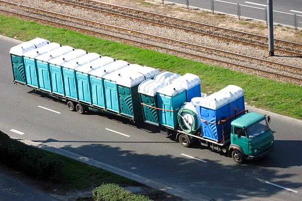 Best Portable restroom trailer rental  in Boulevard Gardens, FL